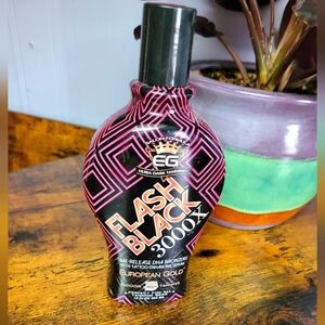 Partially used Flash Black 300X Bronzer 80%full